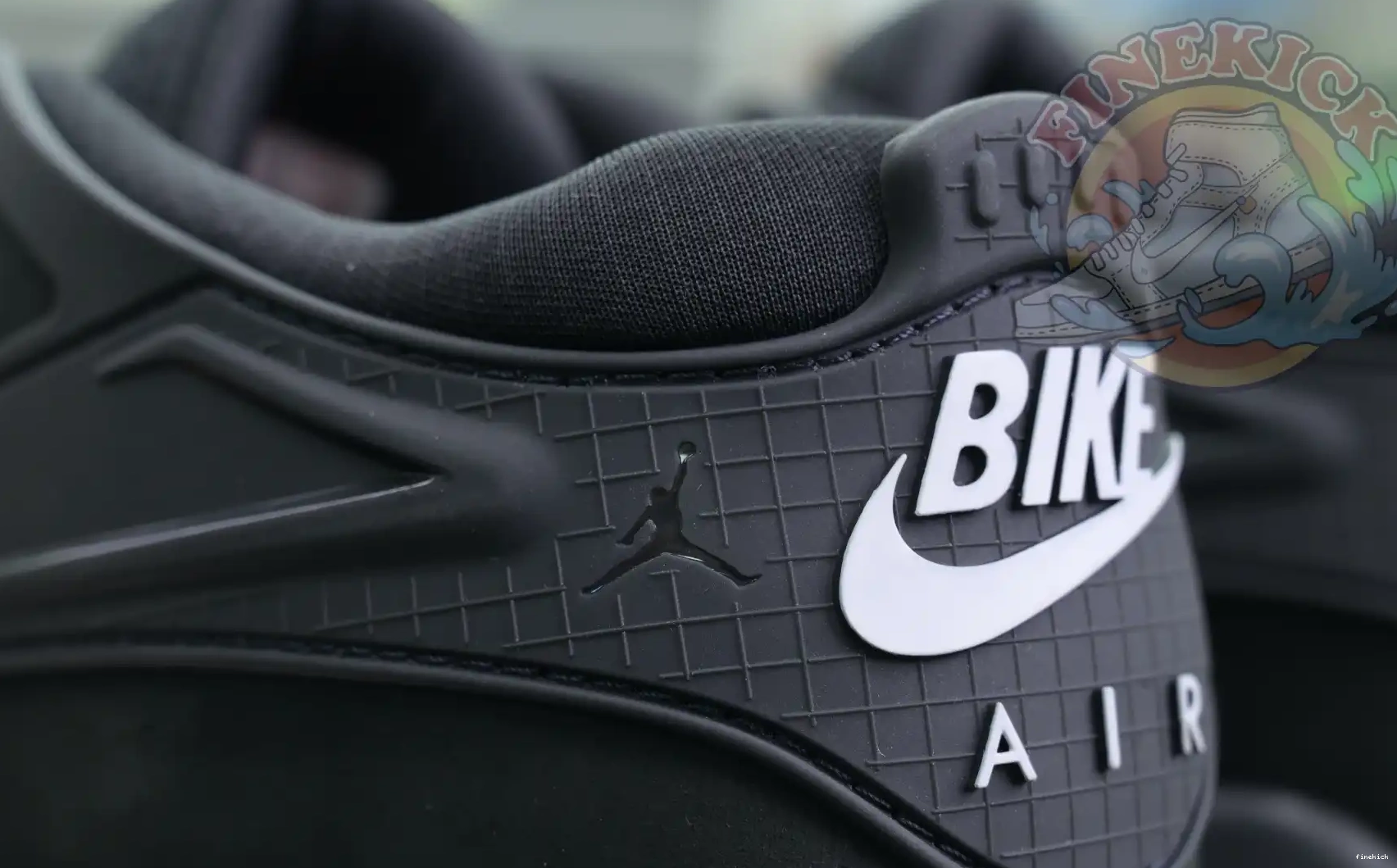 Nigel Air SP Jordan 4 RM Sylvester “Anthracite” x Jordan 0526